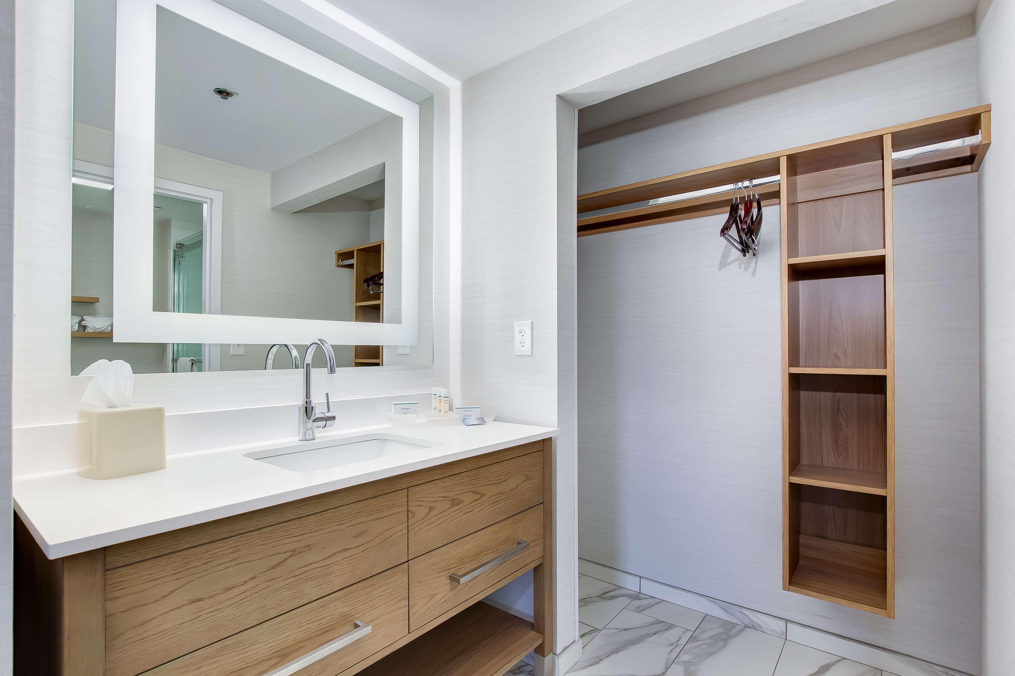 Homewood Suites By Hilton Louisville-East Eksteriør bilde