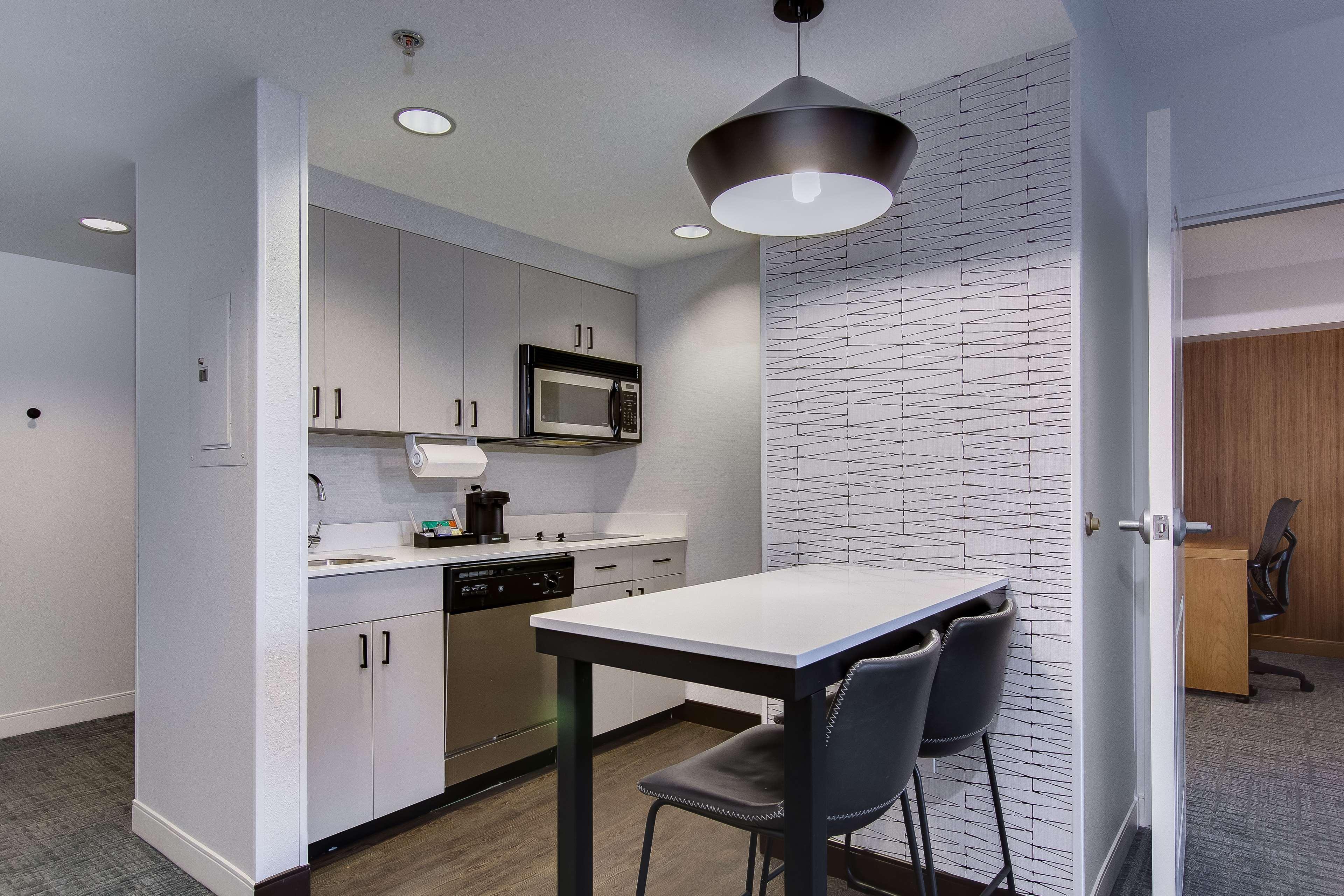 Homewood Suites By Hilton Louisville-East Eksteriør bilde
