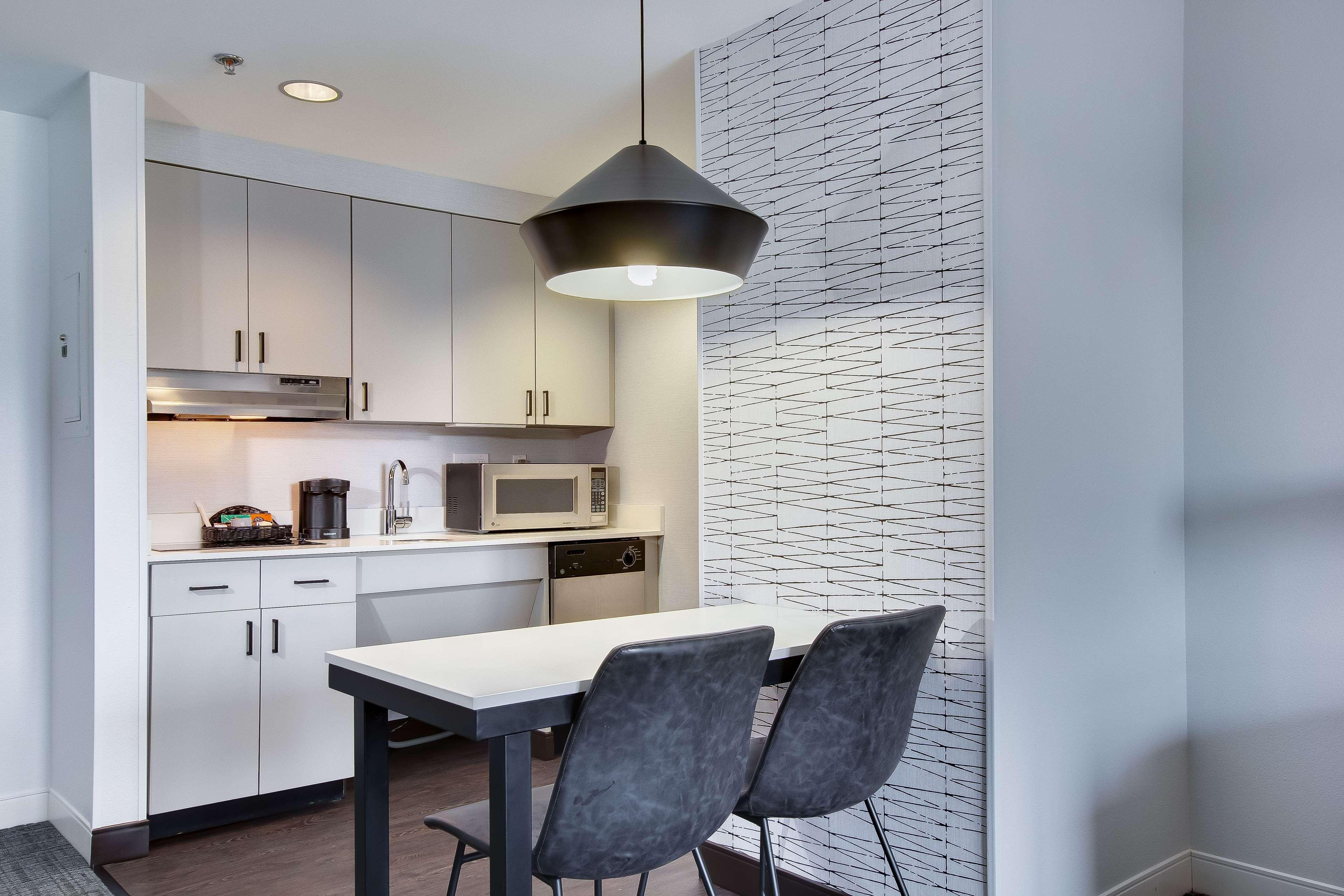 Homewood Suites By Hilton Louisville-East Eksteriør bilde