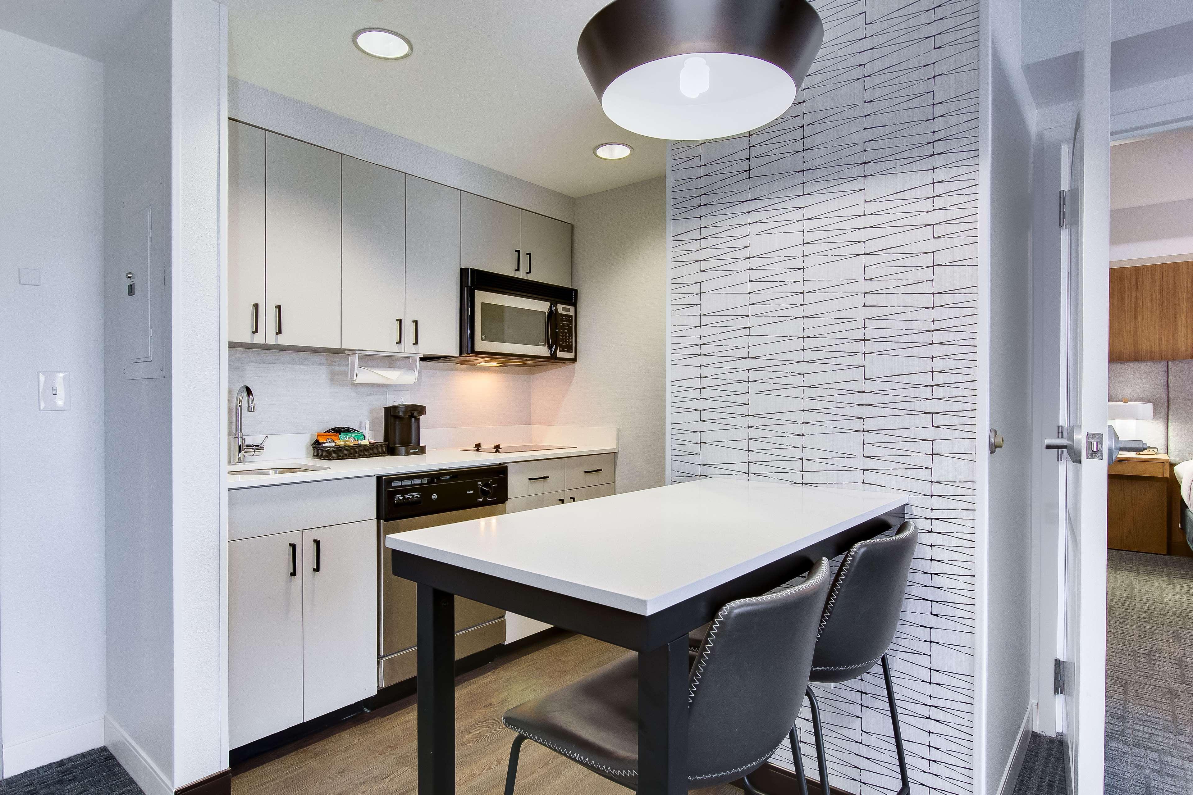 Homewood Suites By Hilton Louisville-East Eksteriør bilde